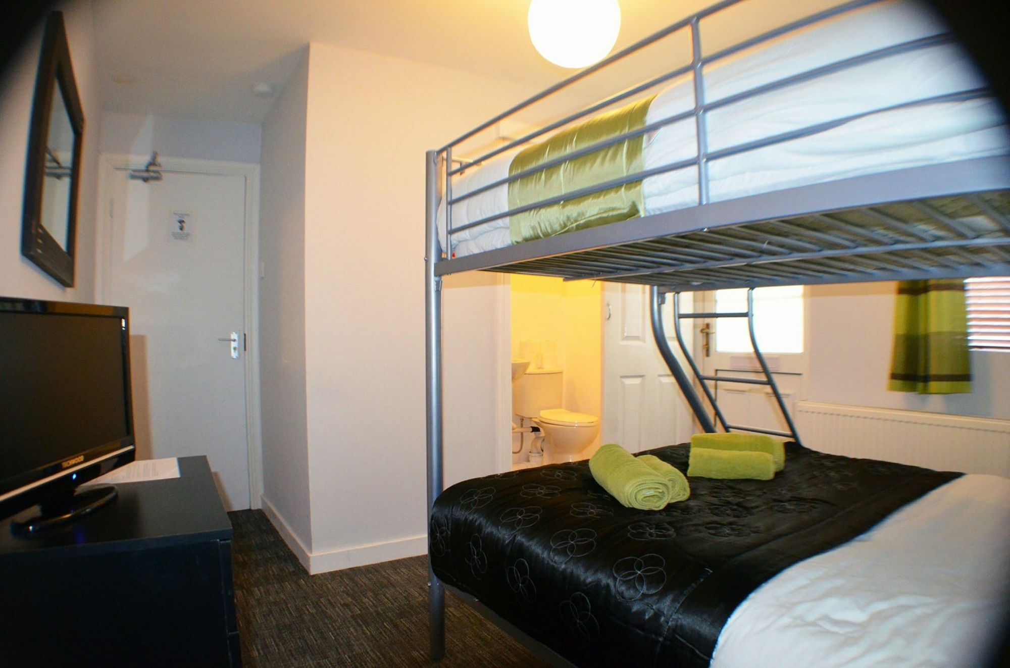 Birchfields Guest House Manchester Buitenkant foto